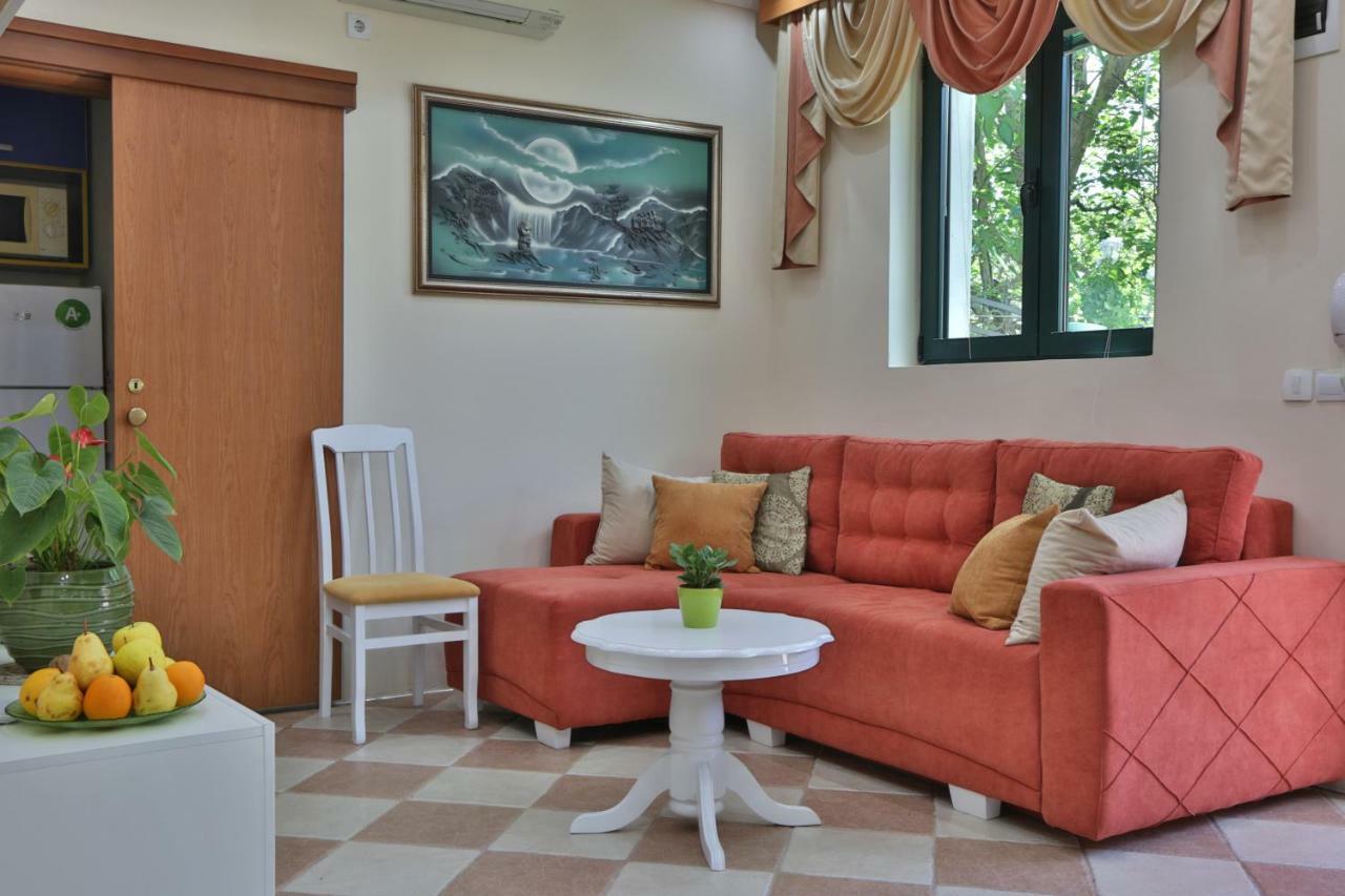 Apartments Holiday Lux Sutomore Dış mekan fotoğraf