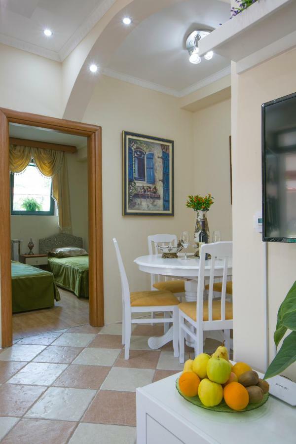 Apartments Holiday Lux Sutomore Dış mekan fotoğraf