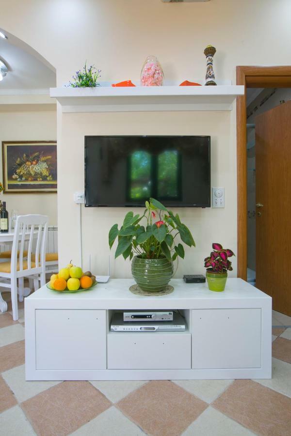 Apartments Holiday Lux Sutomore Dış mekan fotoğraf